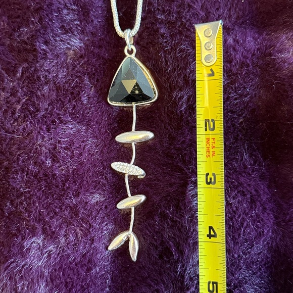 Statement necklace - Picture 2 of 3